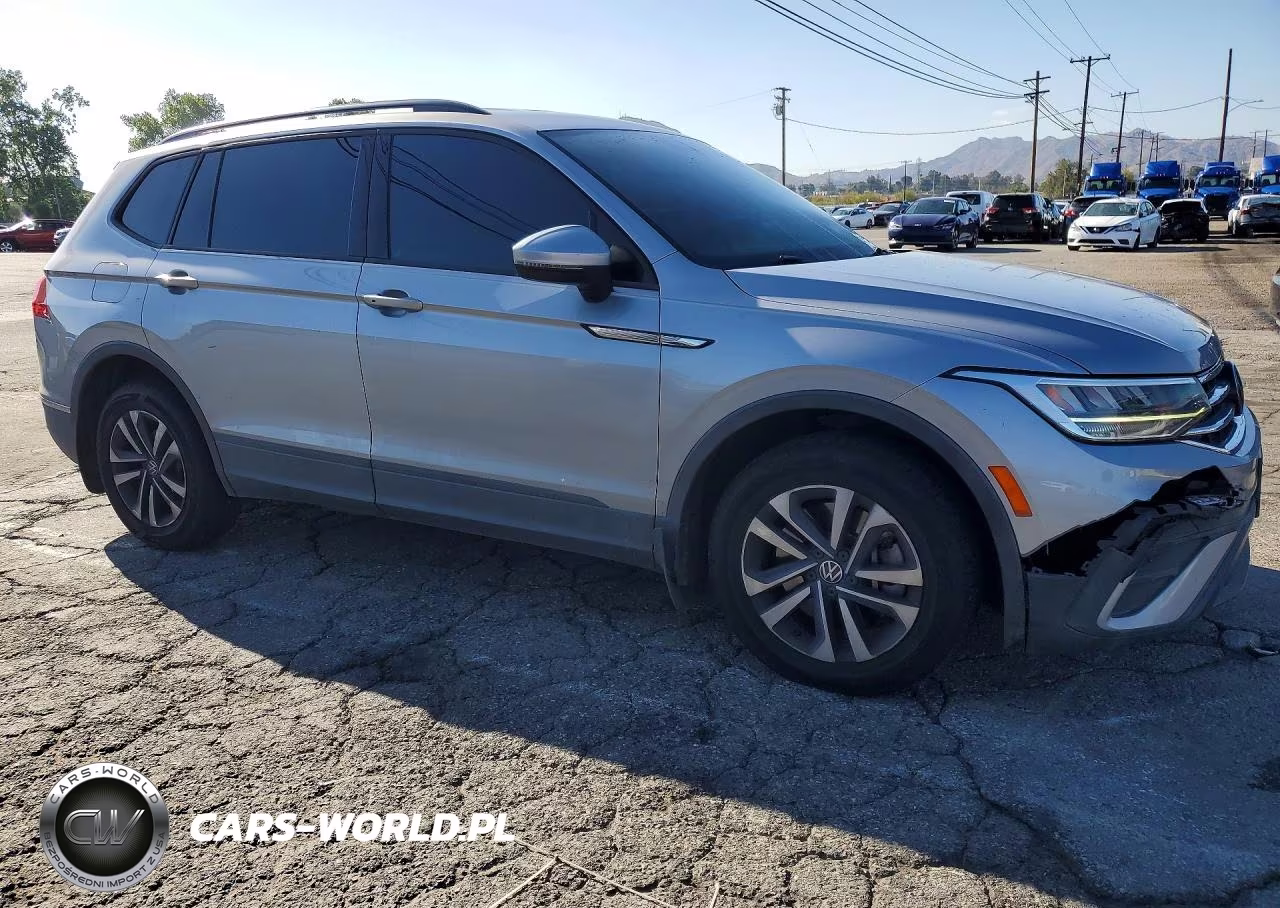 2023 Volkswagen Tiguan S VIN:3VVRB7AX4PM013848 - 4
