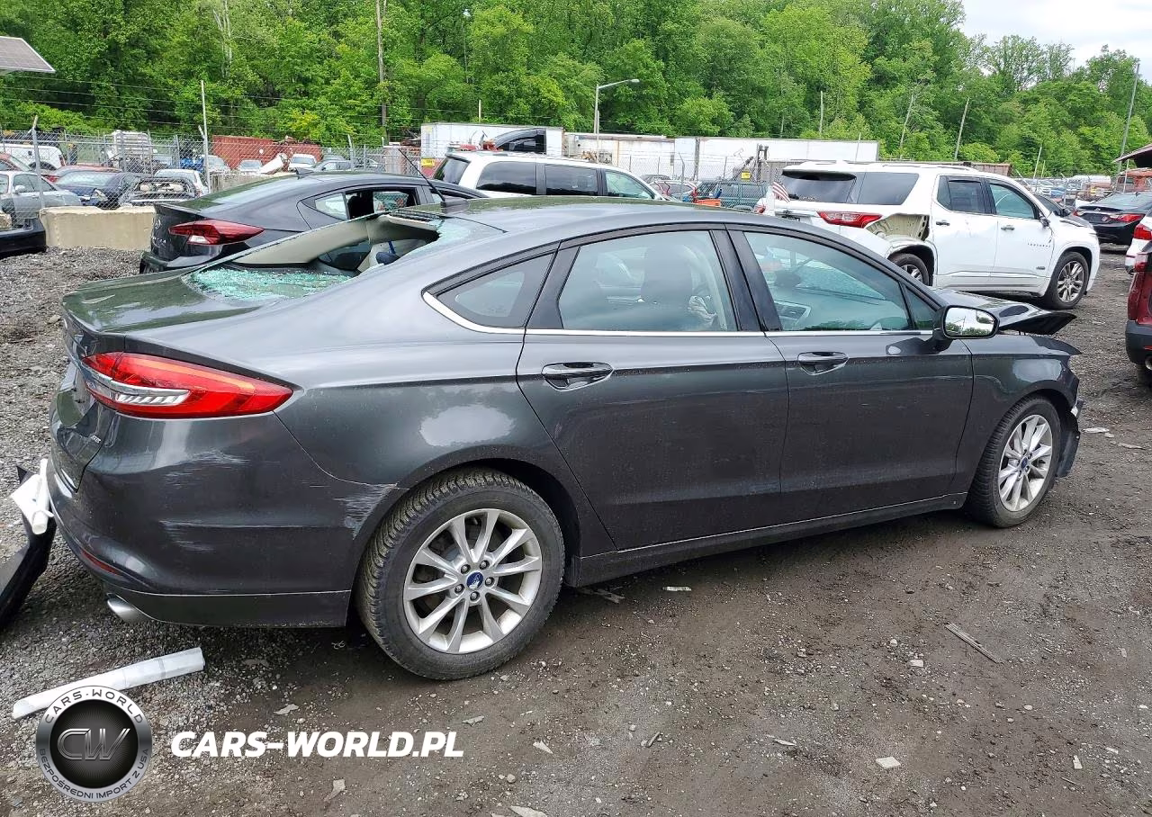 2017 Ford Fusion Se VIN:3FA6P0H72HR103493 - 3