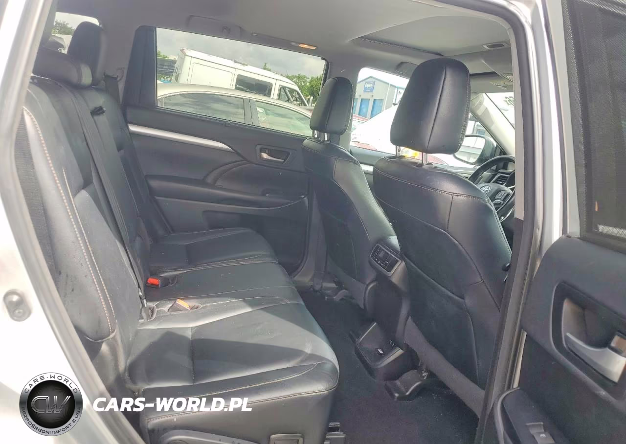 2018 Toyota Highlander Hybrid Xle VIN:5TDJGRFH4JS041716 - 11