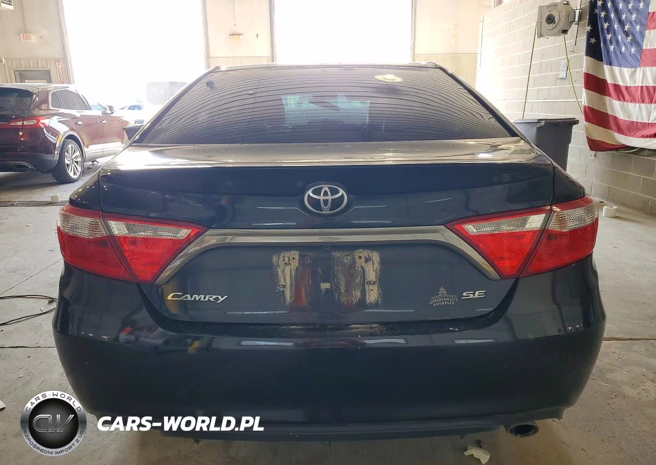2017 Toyota Camry Se VIN:4T1BF1FK6HU694523 - 6