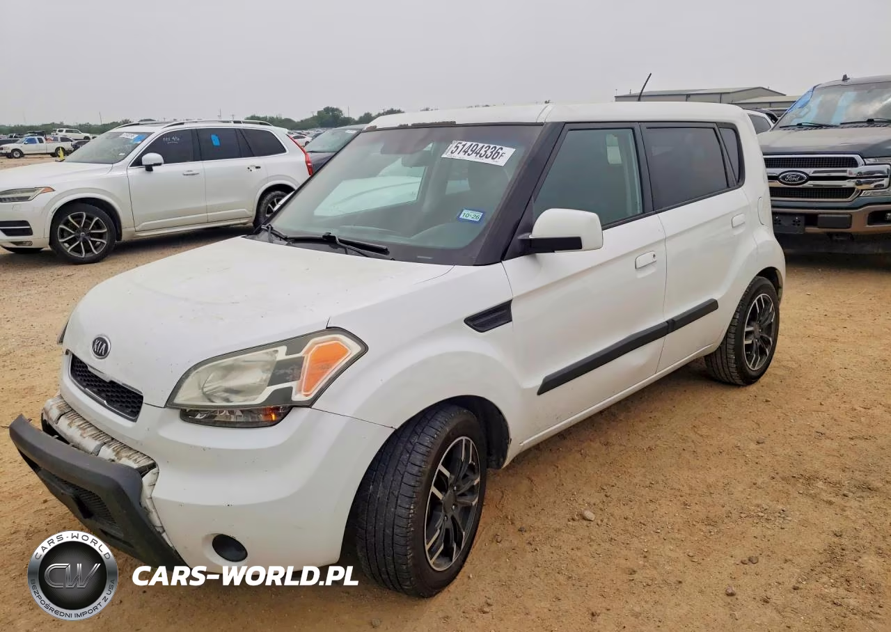 2010 Kia Soul +