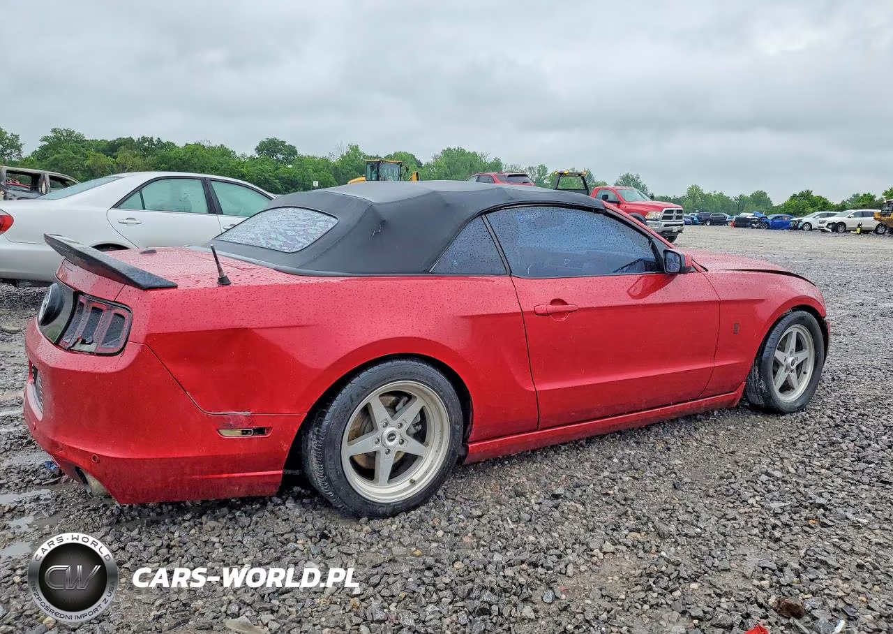2013 Ford Mustang VIN:1ZVBP8EM8D5225836 - 3