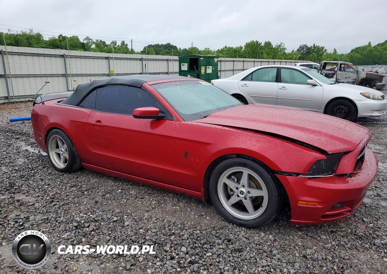 2013 Ford Mustang VIN:1ZVBP8EM8D5225836 - 4