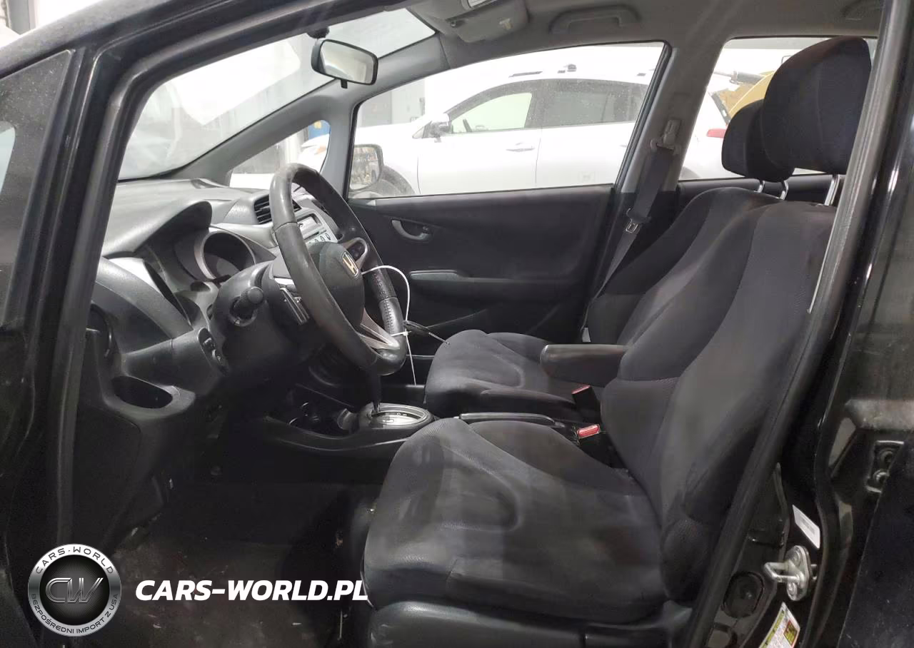 2011 Honda Fit VIN:JHMGE8H53BS010574 - 7