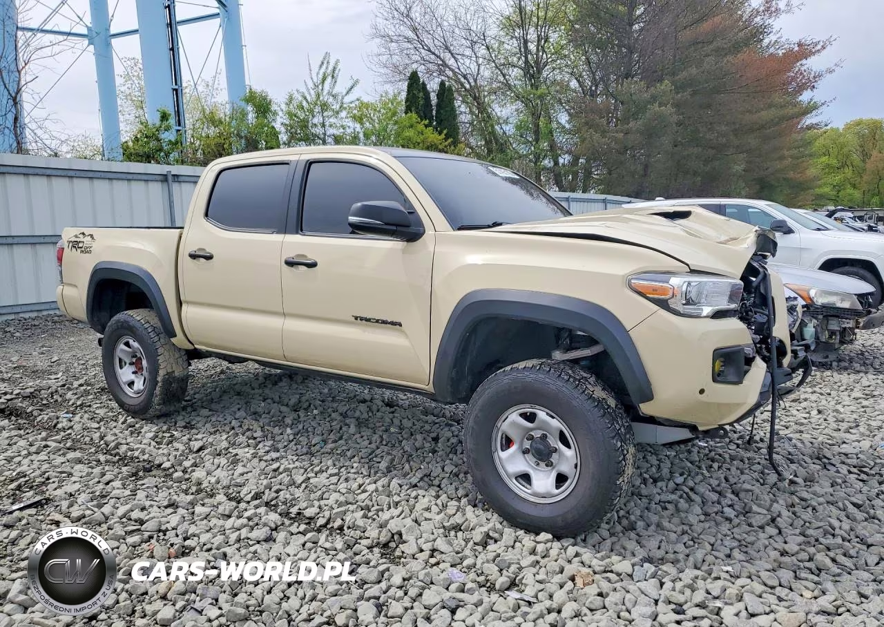 2018 Toyota Tacoma Trd Off-Road VIN:5TFCZ5AN0JX126488 - 4