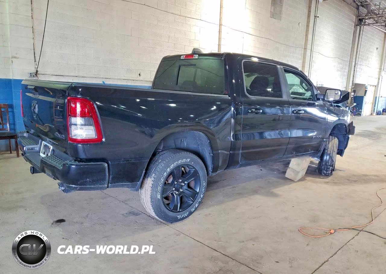 2021 Ram 1500 Big Horn VIN:1C6SRFFT0MN595306 - 3