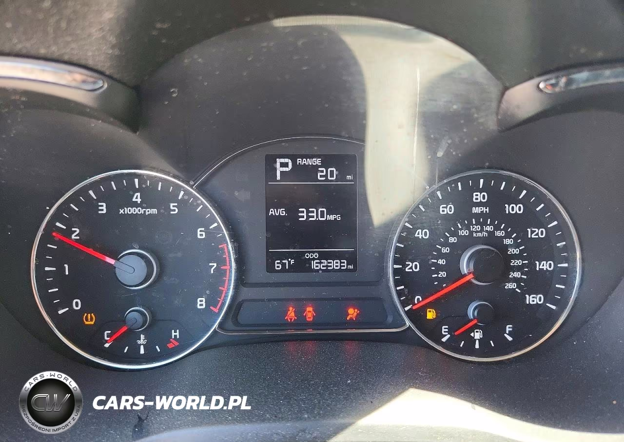 2017 Kia Forte Lx VIN:3KPFK4A71HE074490 - 9