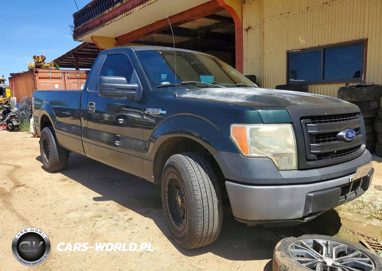 2014 Ford F150 VIN:1FTMF1CM9EKF30824 - 4