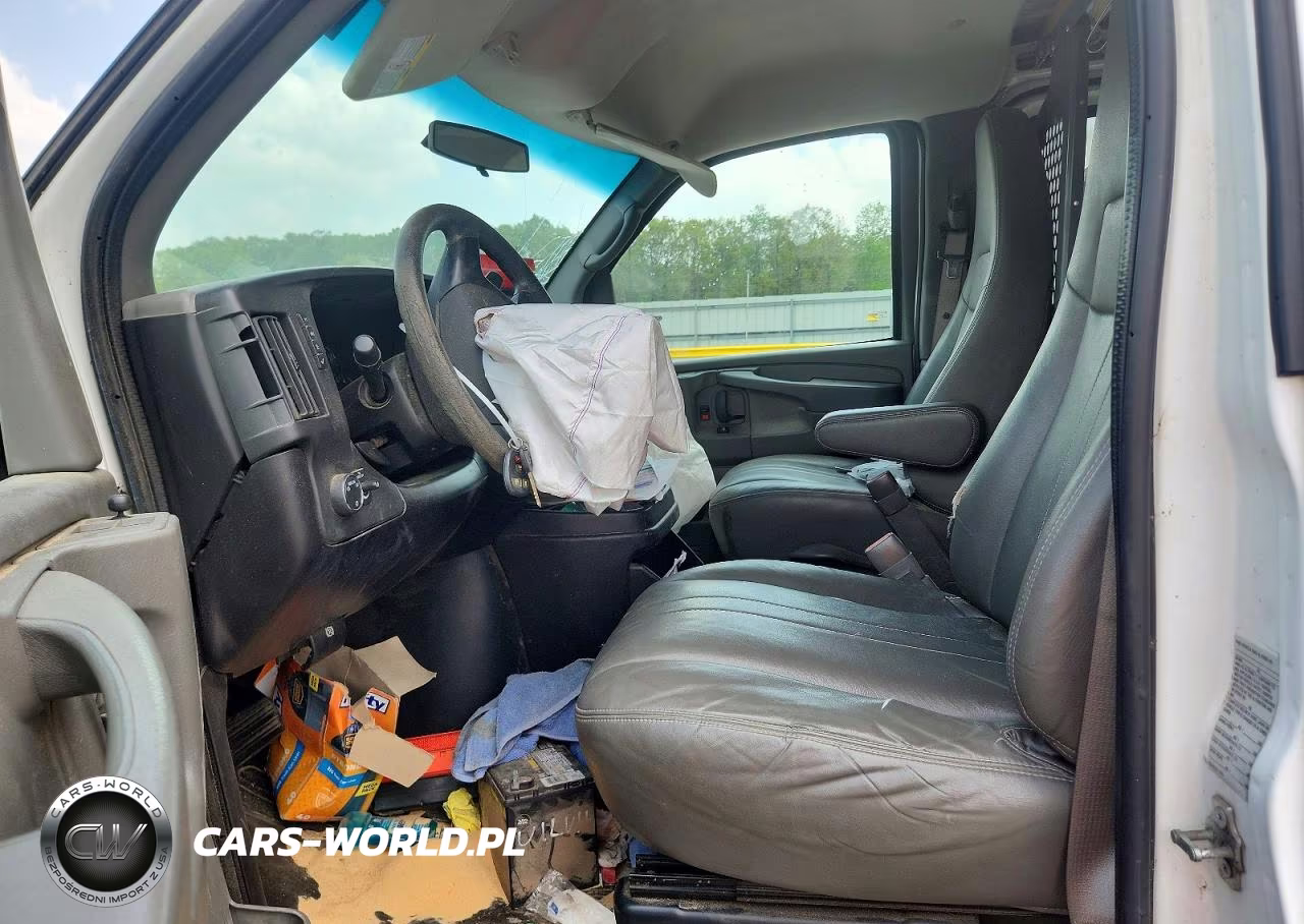 2011 Chevrolet Express G2500 VIN:1GCWGFCG3B1128733 - 7