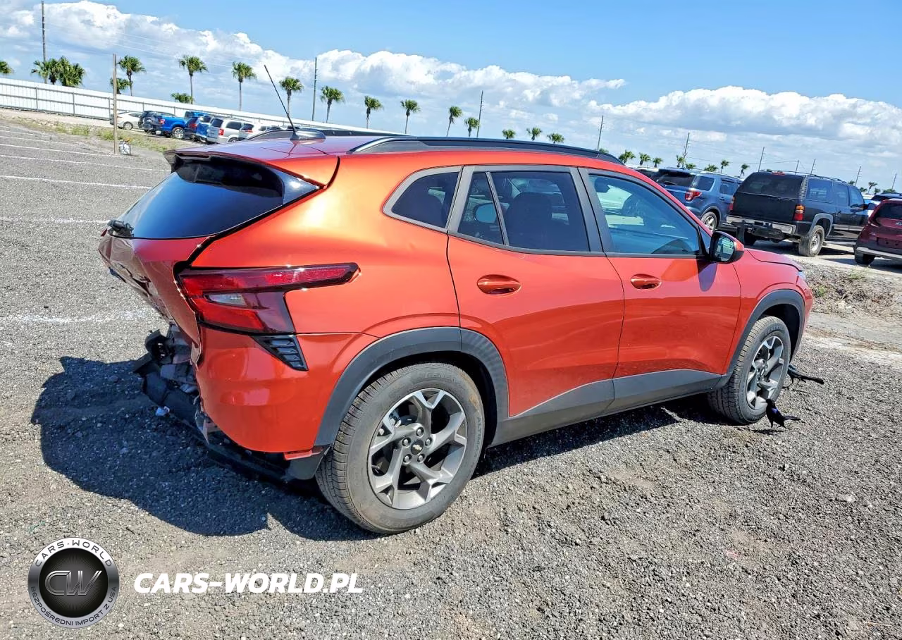 2024 Chevrolet Trax 1Lt VIN:KL77LHE29RC054582 - 3