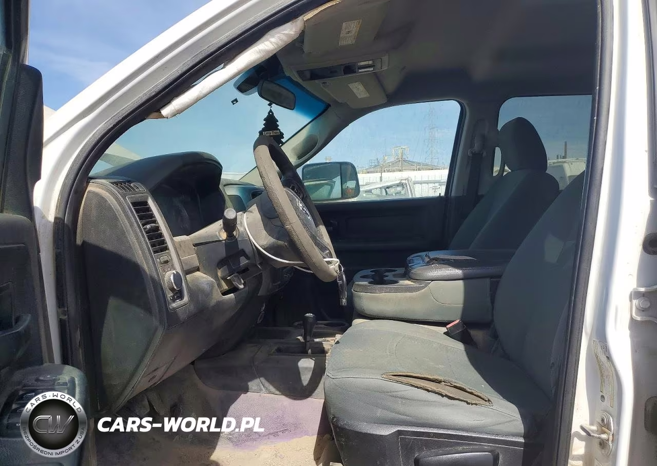 2018 Ram 2500 St VIN:3C6TR5HT8JG204841 - 7