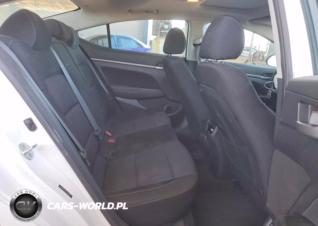 2018 Hyundai Elantra Value Edition VIN:5NPD84LF2JH319602 - 10