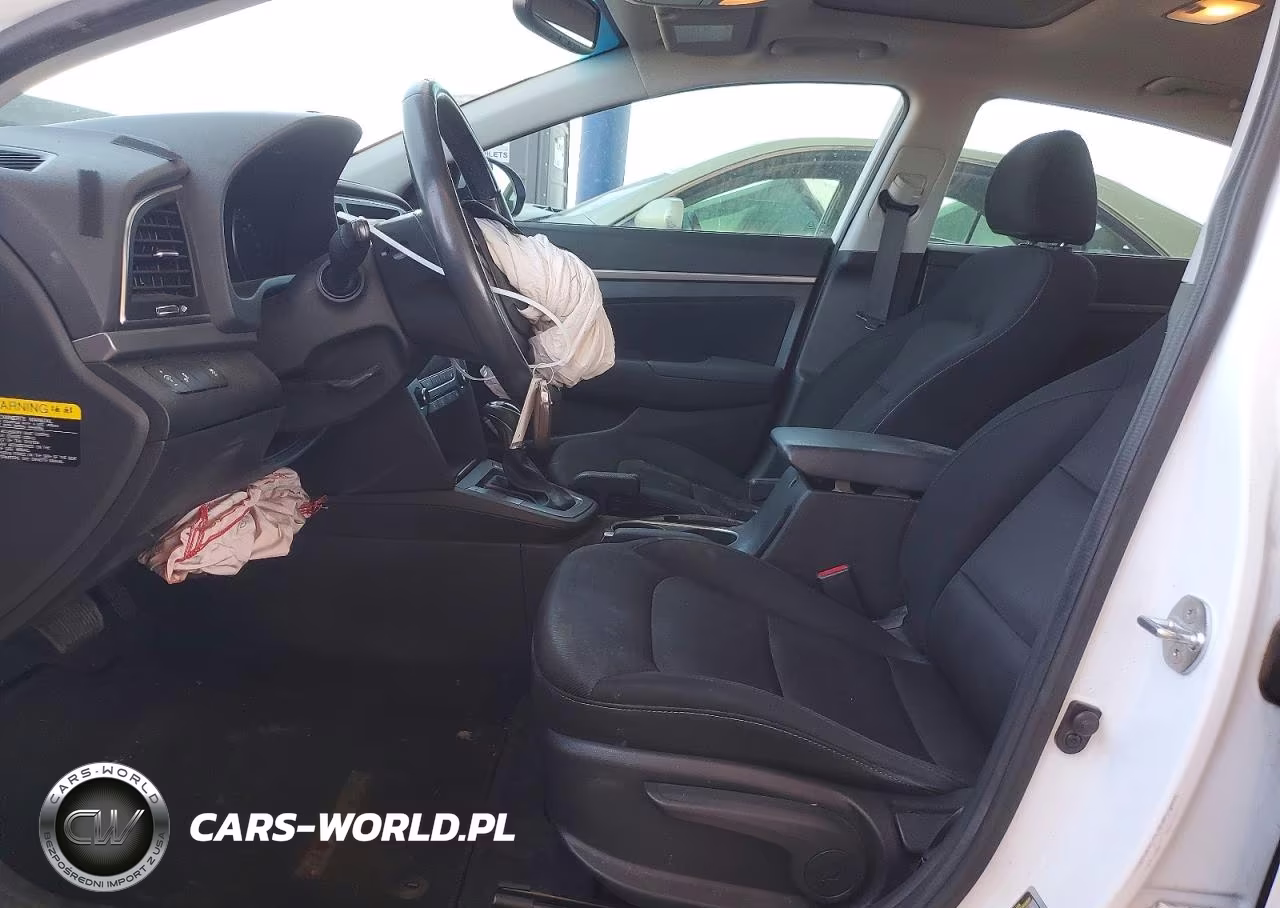 2018 Hyundai Elantra Value Edition VIN:5NPD84LF2JH319602 - 7