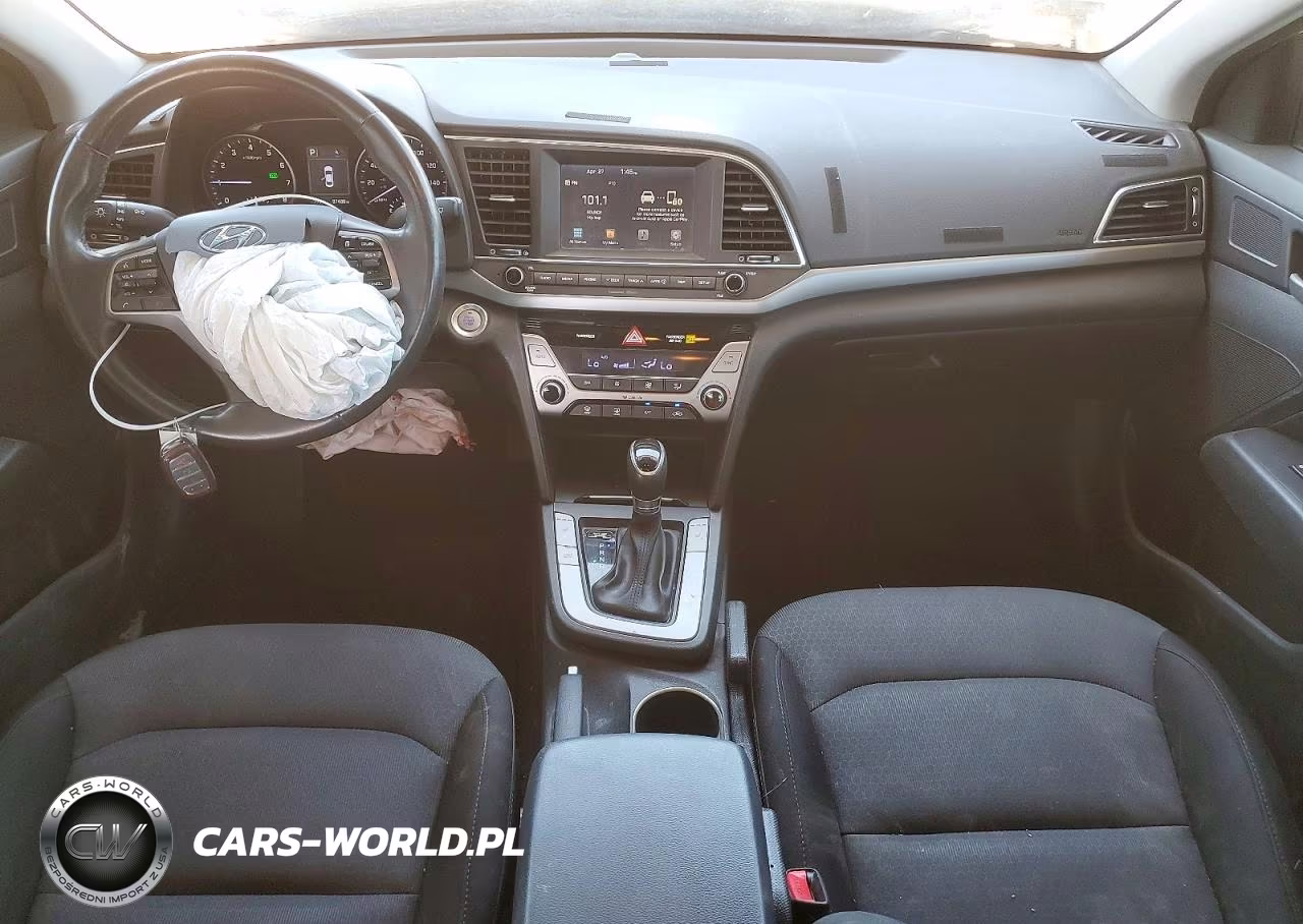 2018 Hyundai Elantra Value Edition VIN:5NPD84LF2JH319602 - 8