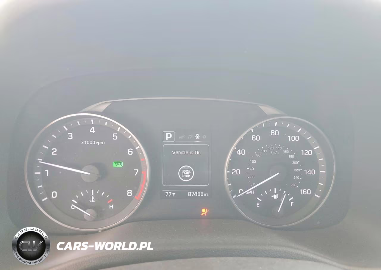 2018 Hyundai Elantra Value Edition VIN:5NPD84LF2JH319602 - 9