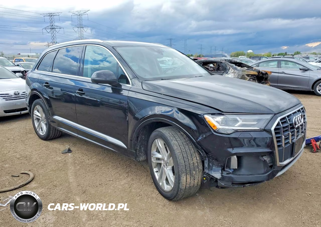 2020 Audi Q7 Premium Plus VIN:WA1LXAF75LD002756 - 4