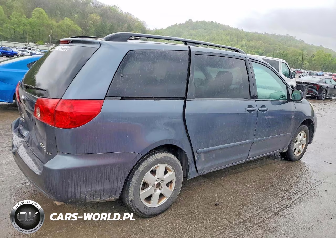 2009 Toyota Sienna Le 7-Passenger VIN:5TDZK23C19S269718 - 3