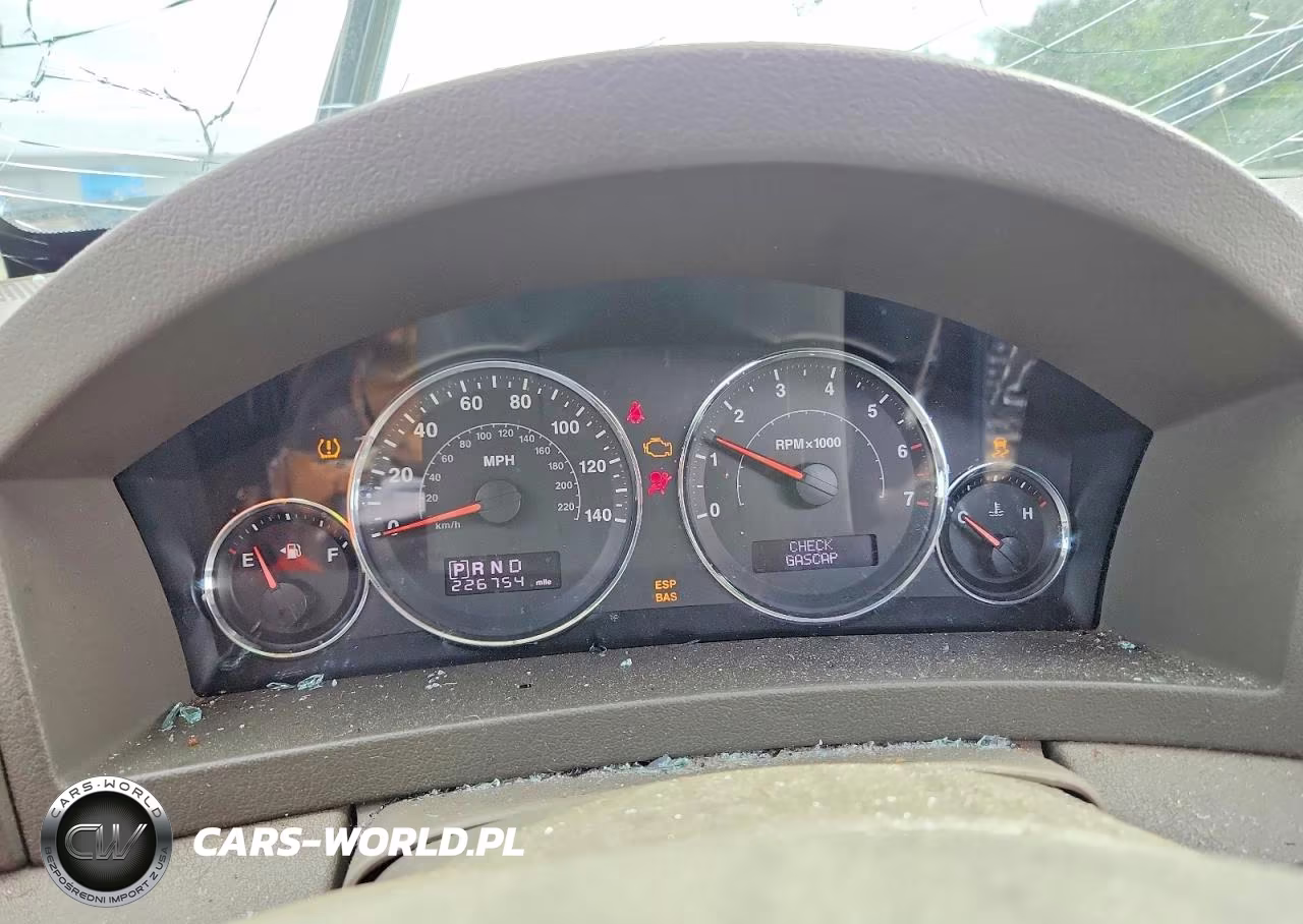 2008 Jeep Grand Cherokee Laredo VIN:1J8GS48K18C129115 - 9