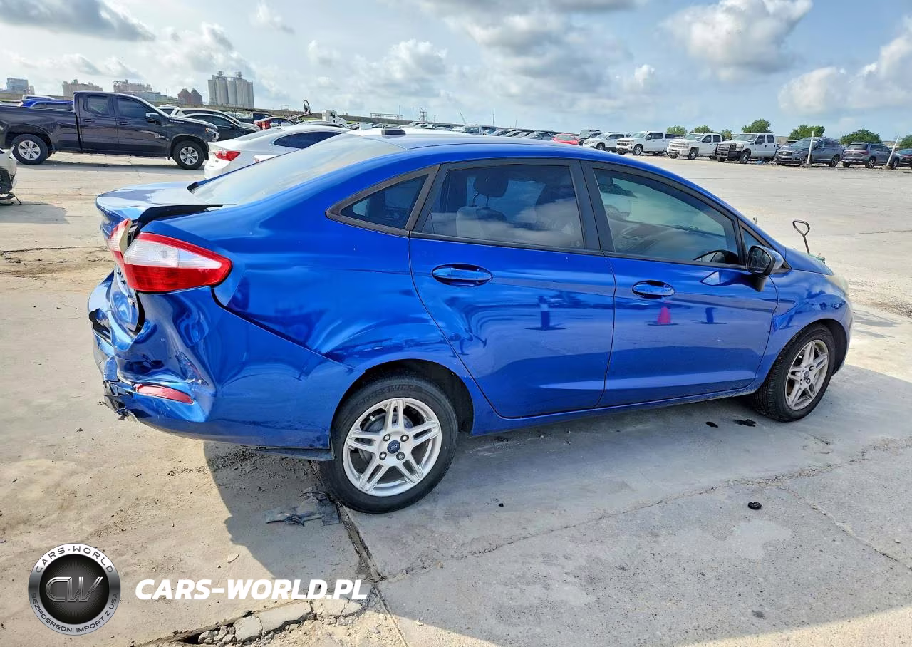 2018 Ford Fiesta Se VIN:3FADP4BJ4JM129745 - 3