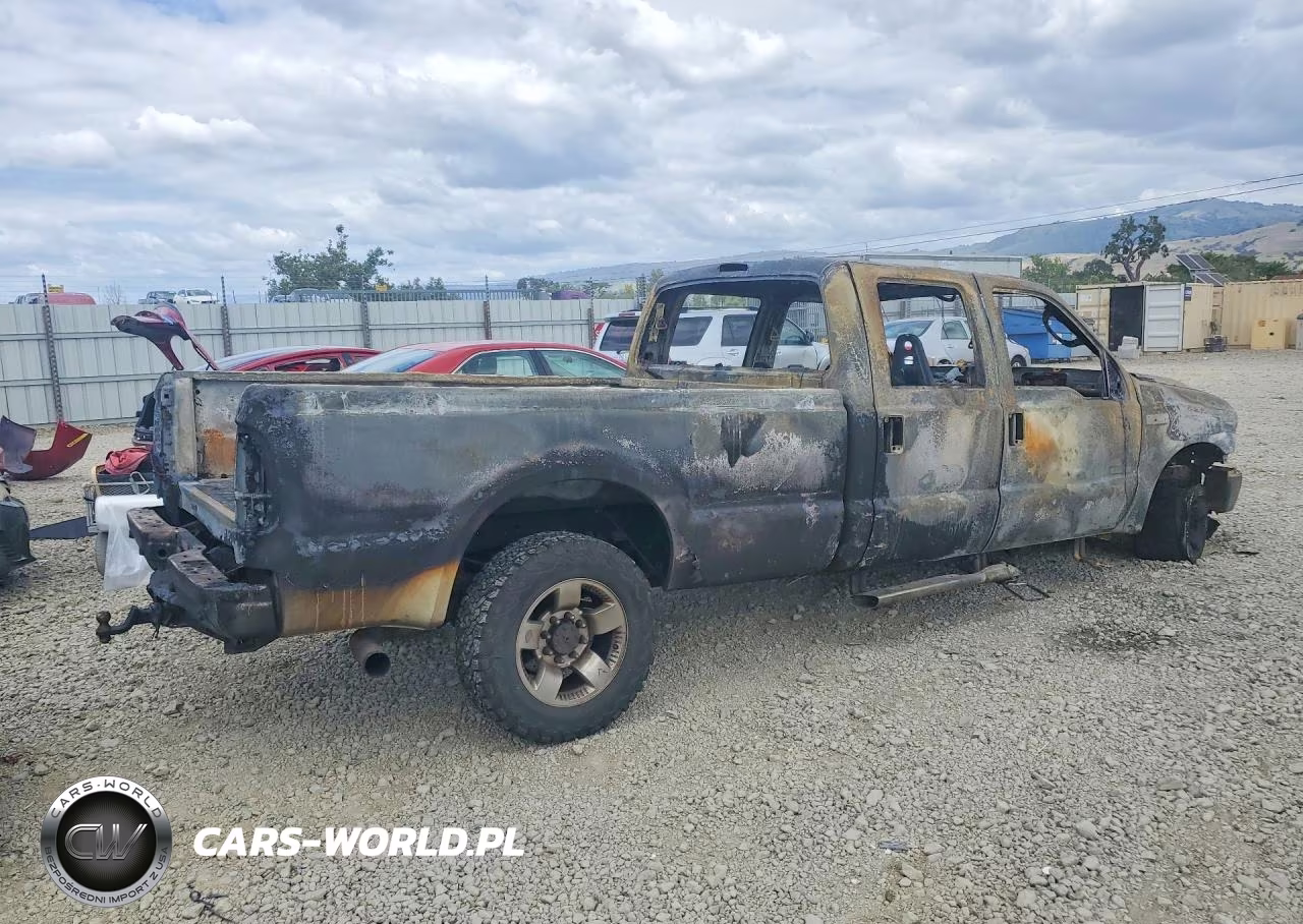 2005 Ford F250 Super Duty VIN:1FTSW21P45EC80563 - 3