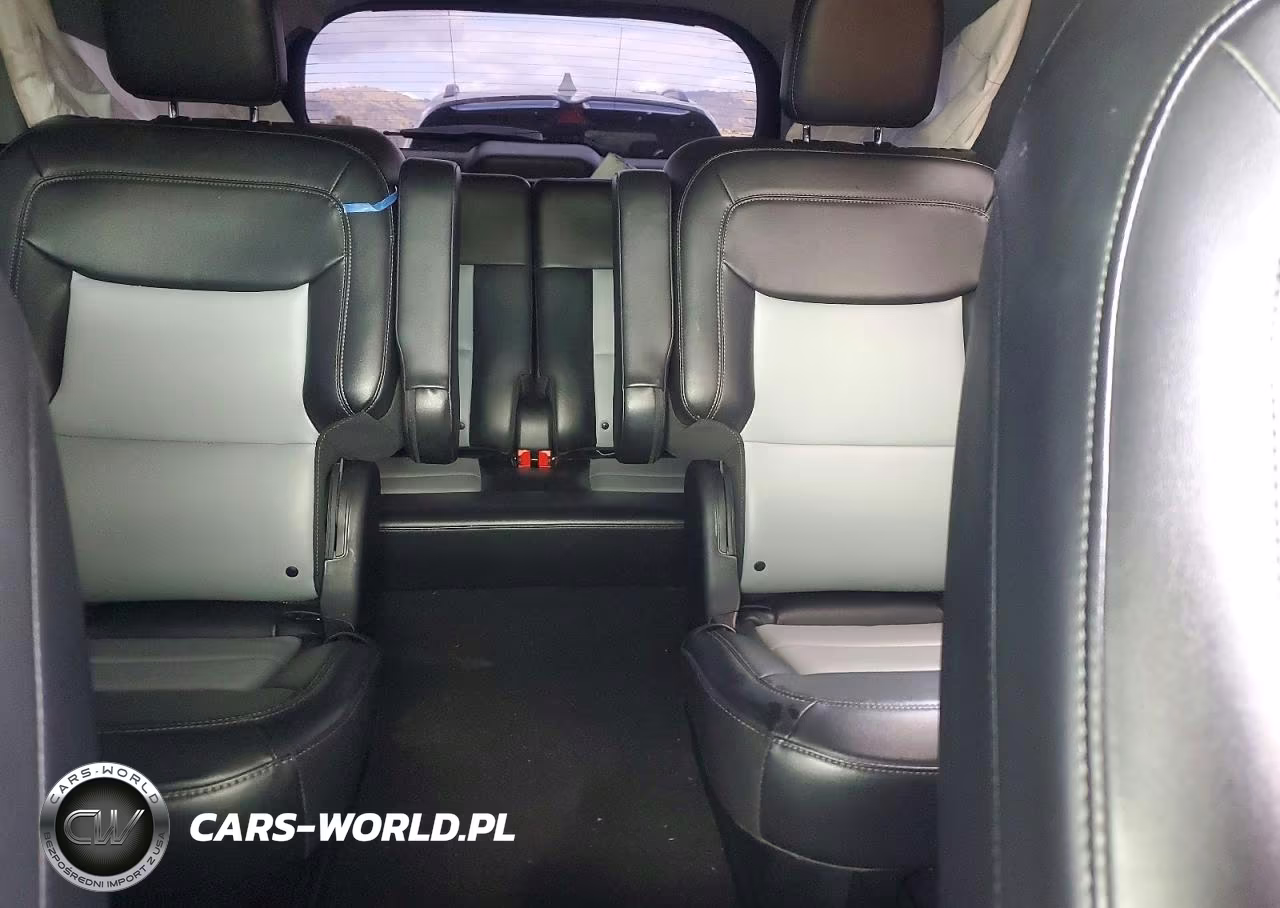 2022 Ford Explorer Xlt VIN:1FMSK8DHXNGA21014 - 10