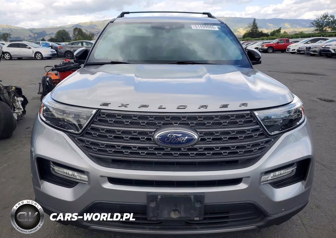 2022 Ford Explorer Xlt VIN:1FMSK8DHXNGA21014 - 5