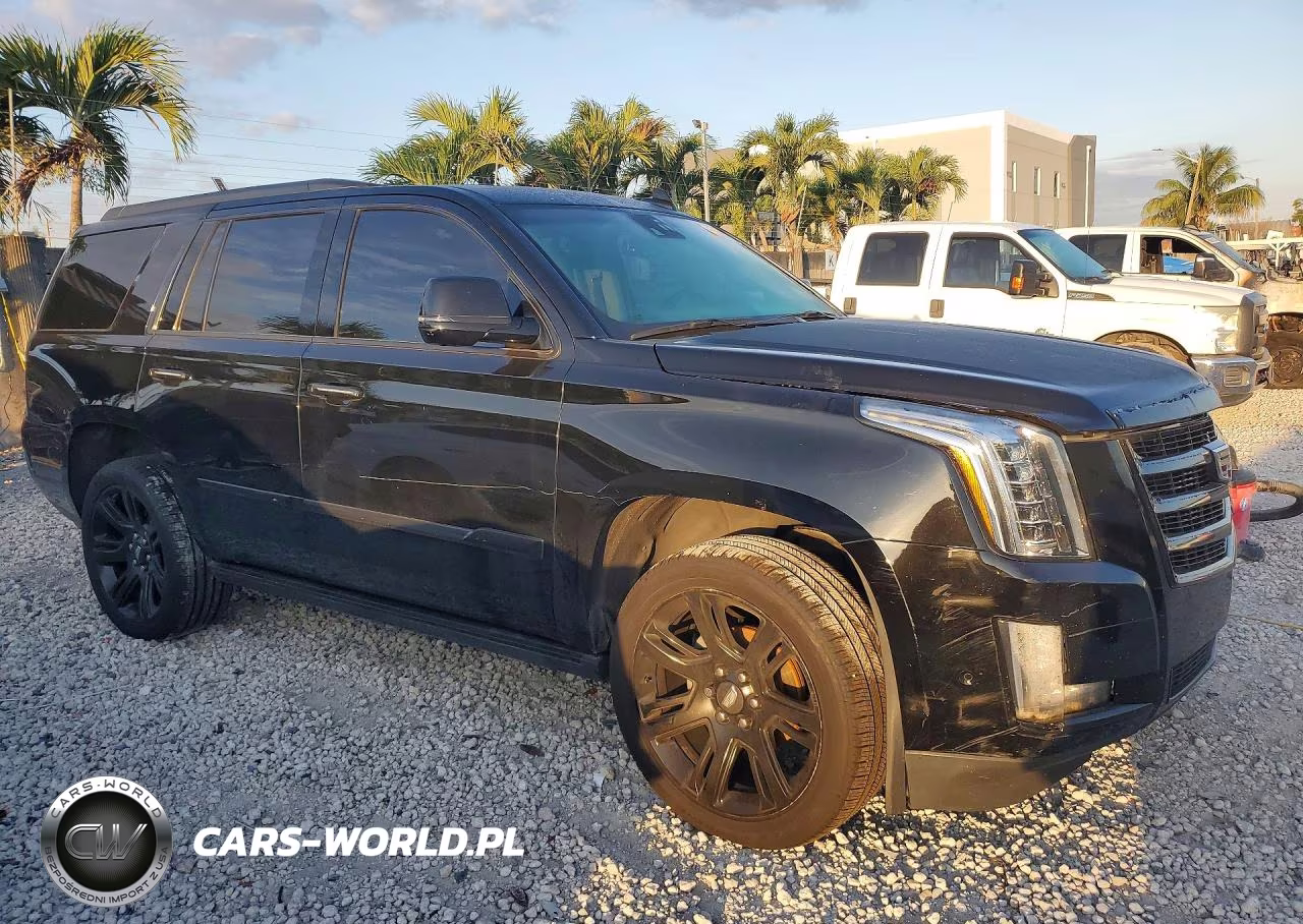 2018 Cadillac Escalade Premium Luxury VIN:1GYS3CKJ6JR297306 - 4