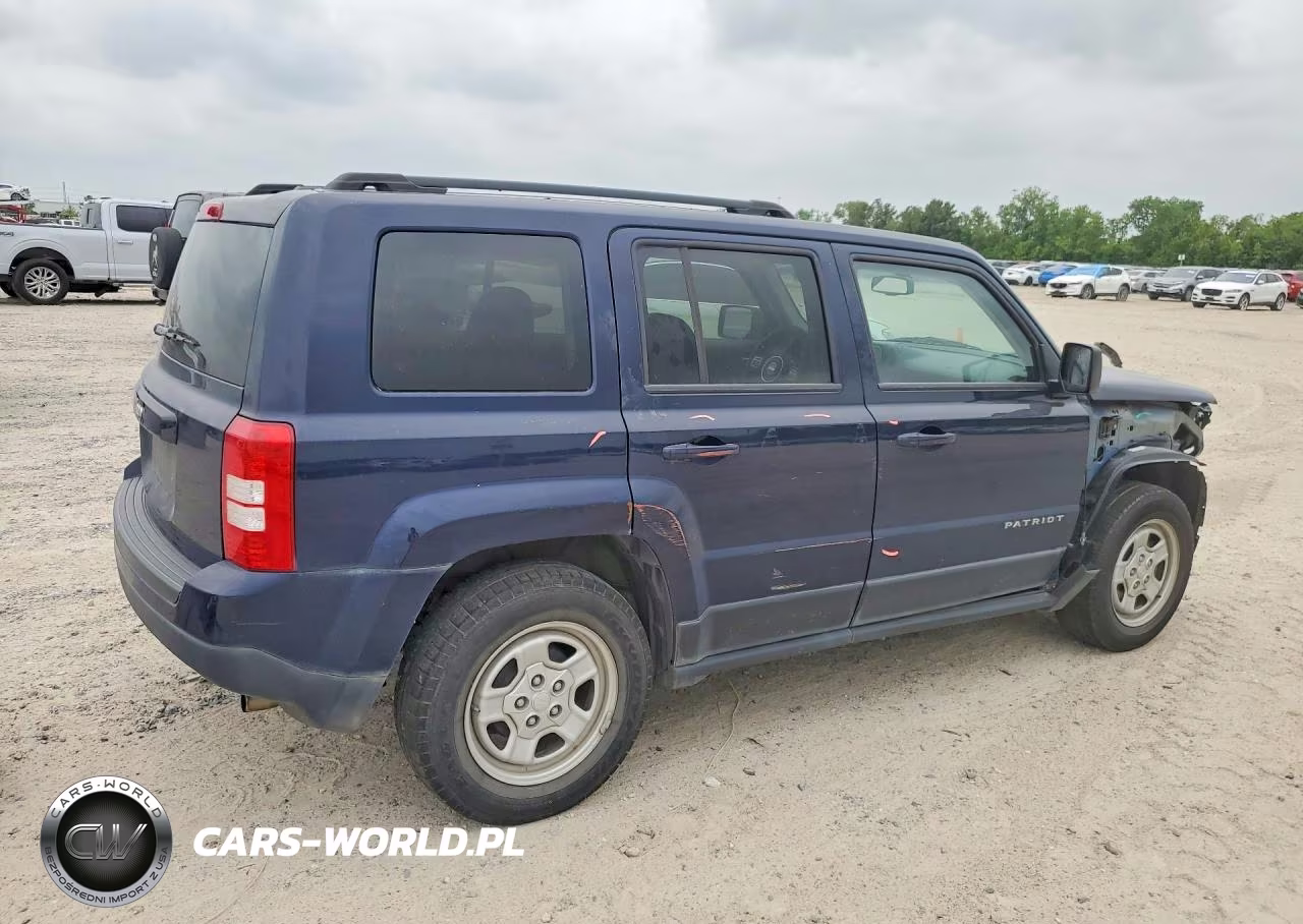 2016 Jeep Cher Lared VIN:1C4NJPBB3GD763577 - 3