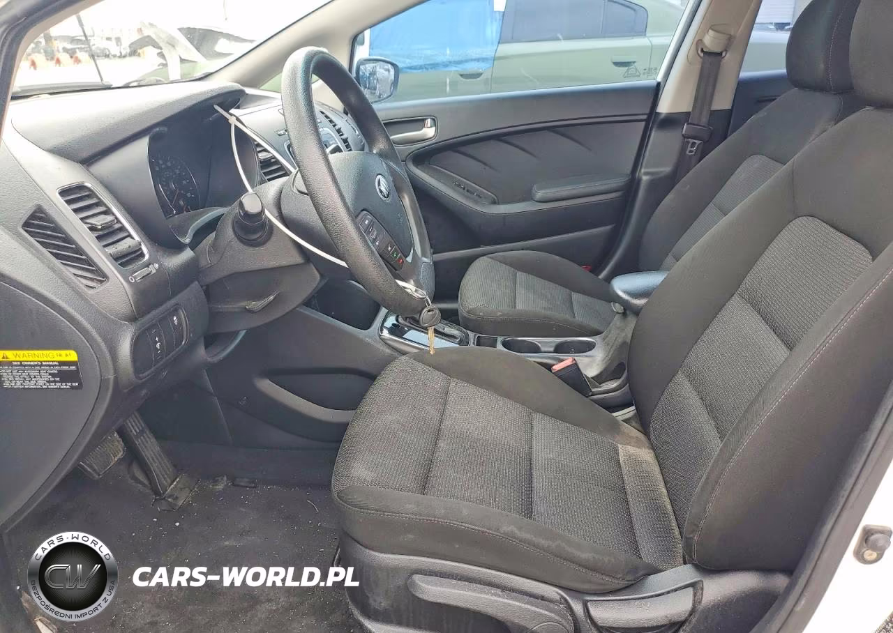 2017 Kia Forte Lx VIN:3KPFK4A74HE075830 - 7