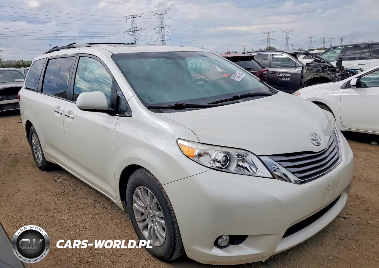 2017 Toyota Sienna Xle 8-Passenger VIN:5TDYZ3DC1HS816478 - 4