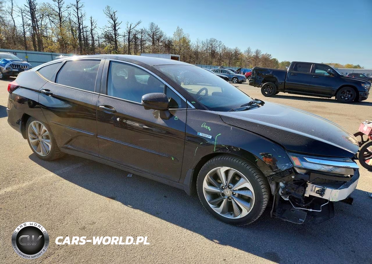 2018 Honda Clarity Touring VIN:JHMZC5F36JC009541 - 4