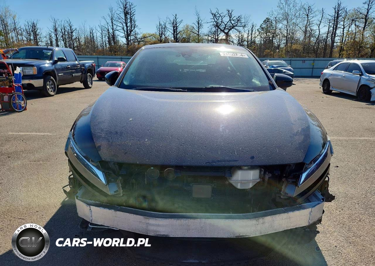 2018 Honda Clarity Touring VIN:JHMZC5F36JC009541 - 5