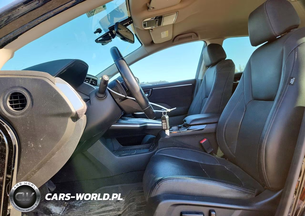 2018 Honda Clarity Touring VIN:JHMZC5F36JC009541 - 7