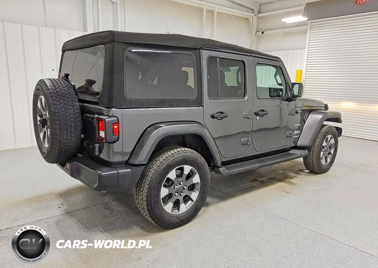2022 Jeep Wrangler Unlimited Sahara VIN:1C4HJXEN8NW195217 - 3