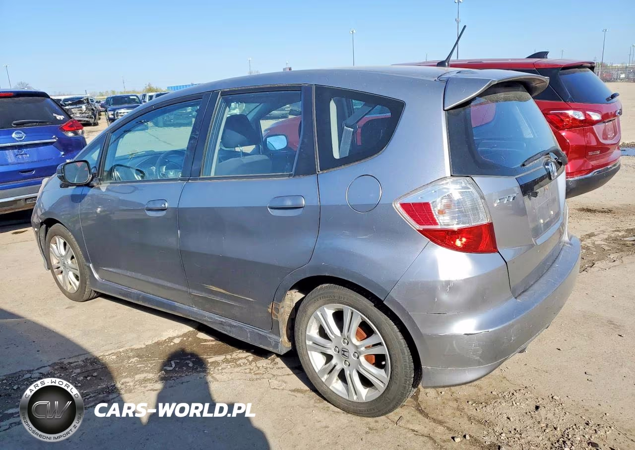 2010 Honda Fit Sport VIN:JHMGE8H46AS027665 - 2