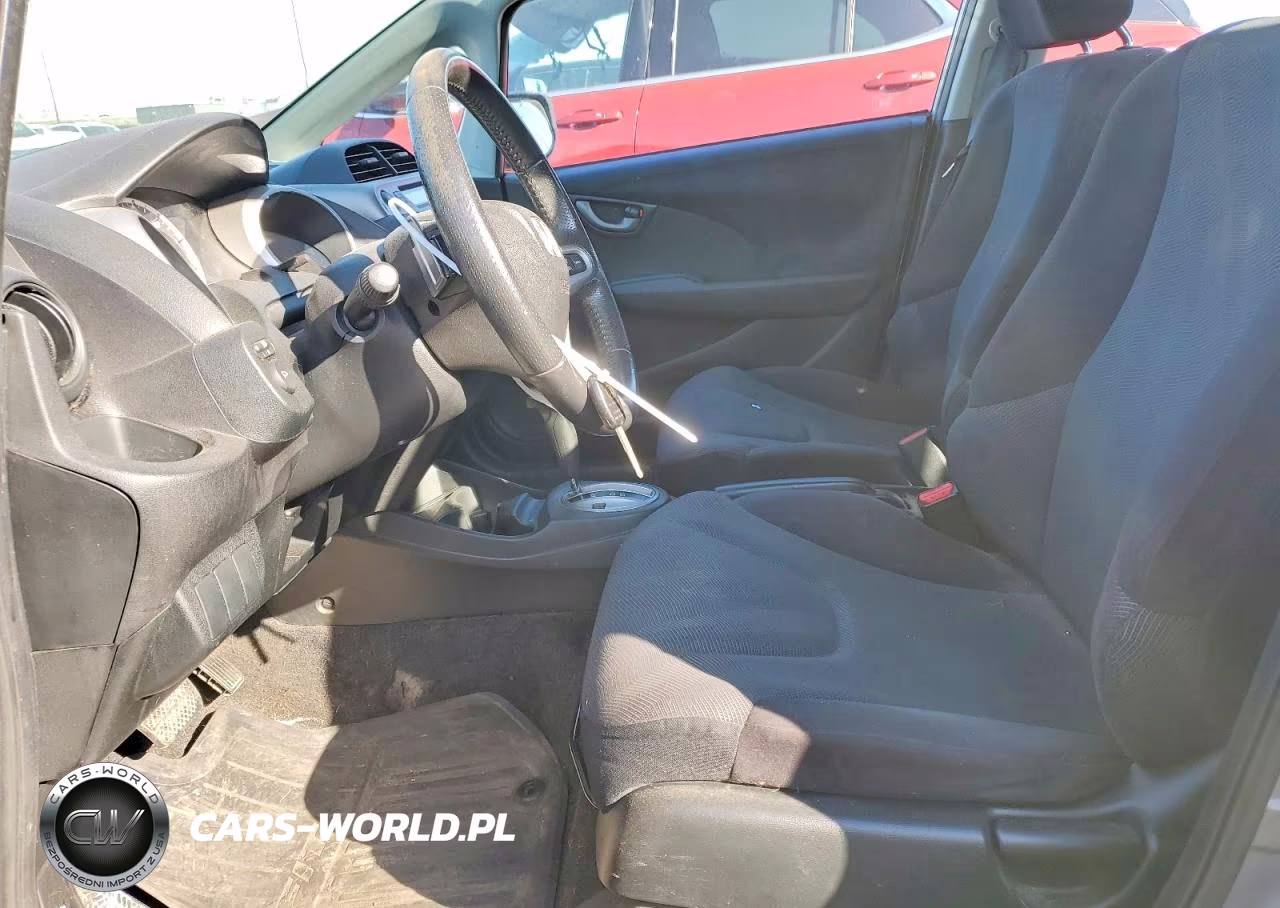2010 Honda Fit Sport VIN:JHMGE8H46AS027665 - 7