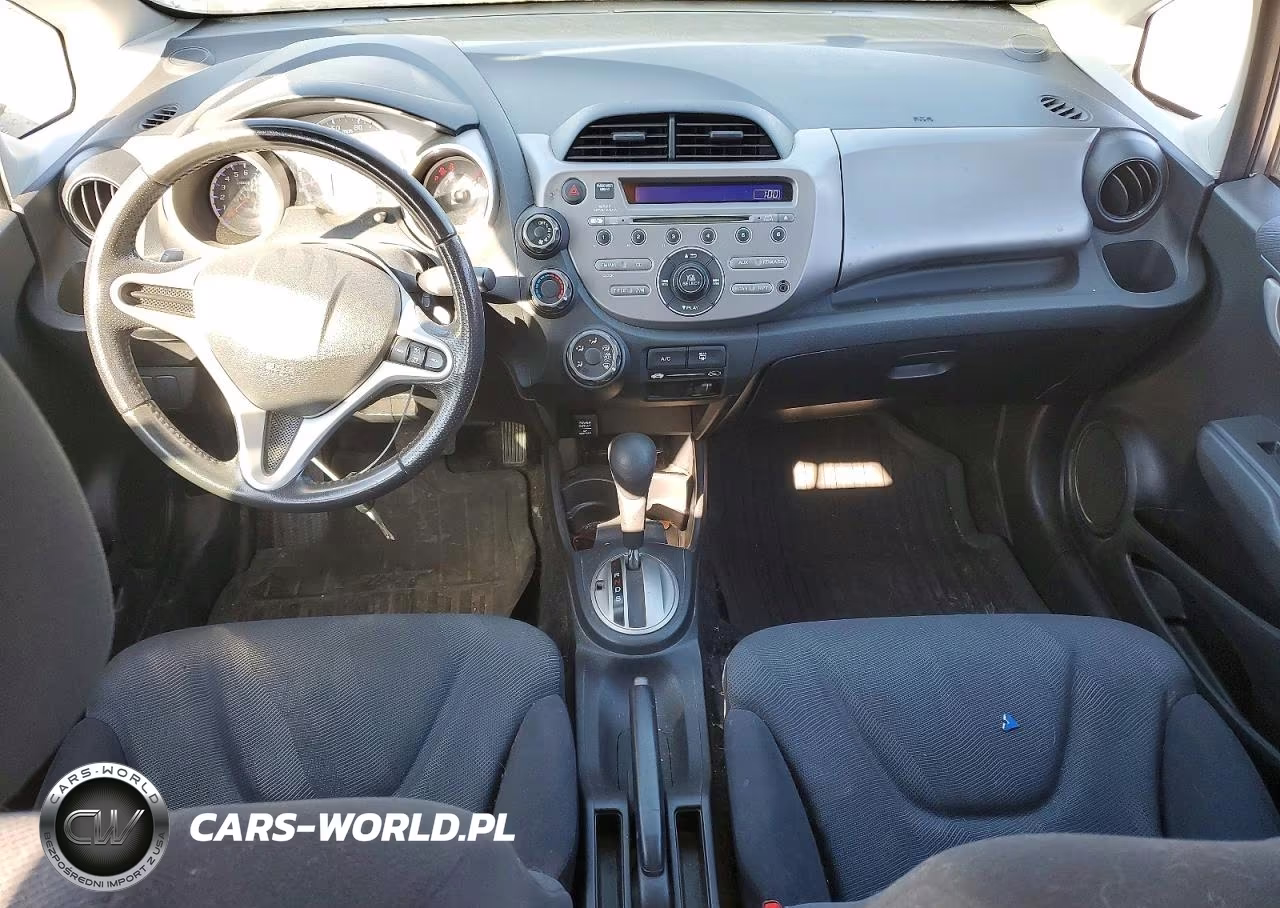 2010 Honda Fit Sport VIN:JHMGE8H46AS027665 - 8