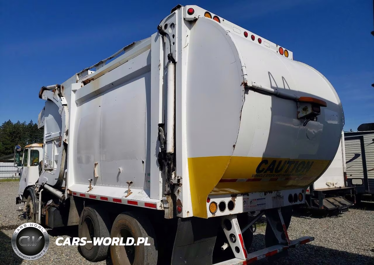2011 Autocar Xpeditor Refuse Truck VIN:5VCACLKFXBH211728 - 3
