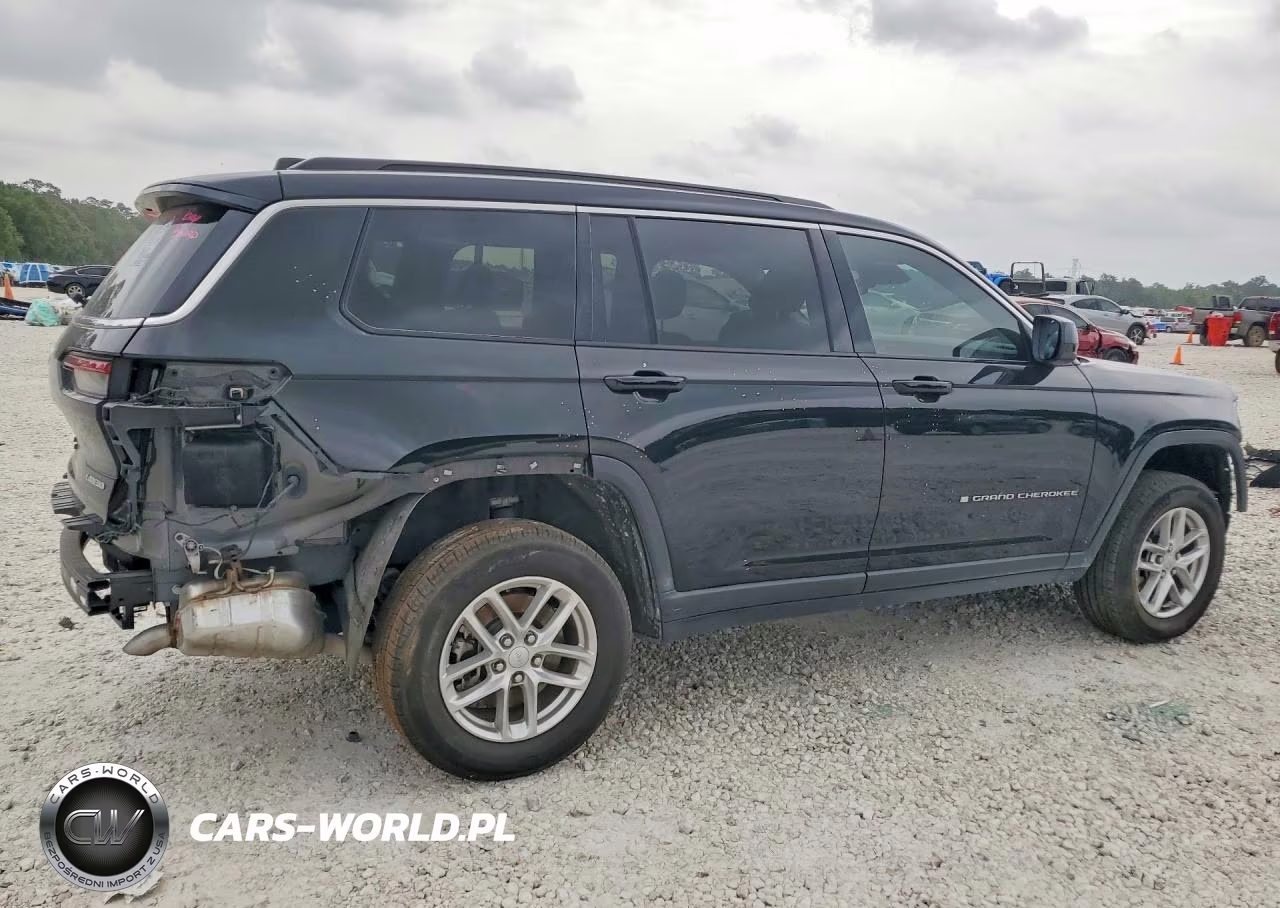 2024 Jeep Grand Cherokee L Laredo VIN:1C4RJJAG2R8558484 - 3