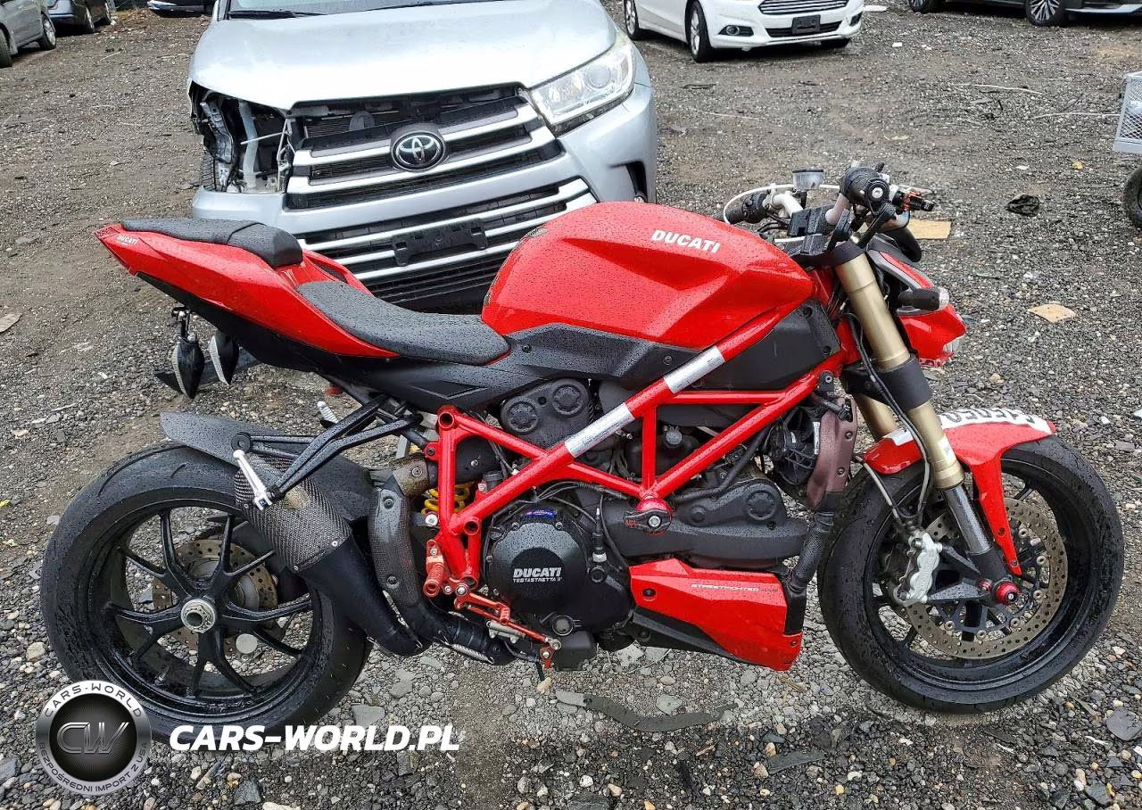 2013 Ducati Streetfighter 848