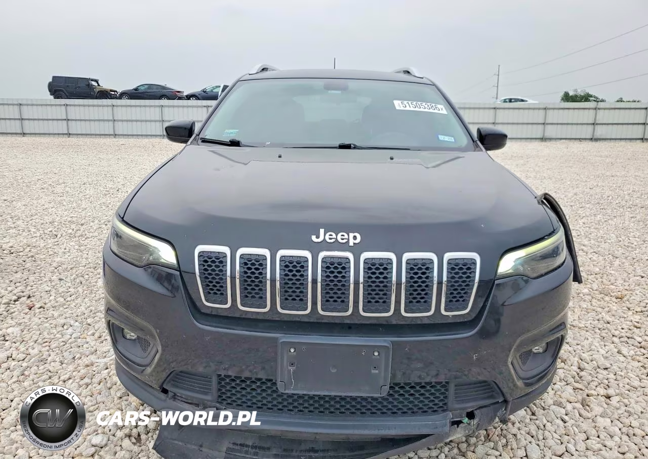 2019 Jeep Cherokee Latitude VIN:1C4PJLCB0KD392547 - 5