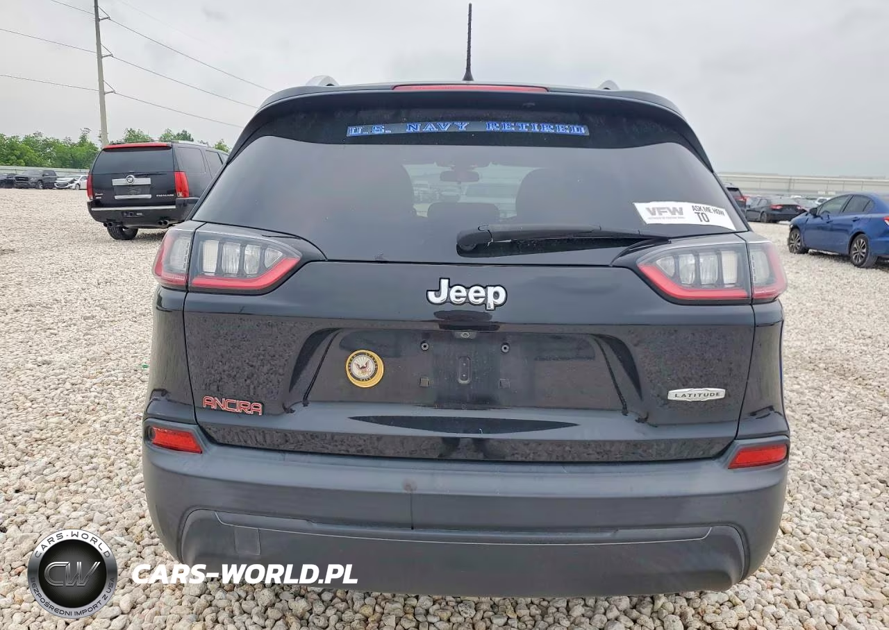 2019 Jeep Cherokee Latitude VIN:1C4PJLCB0KD392547 - 6