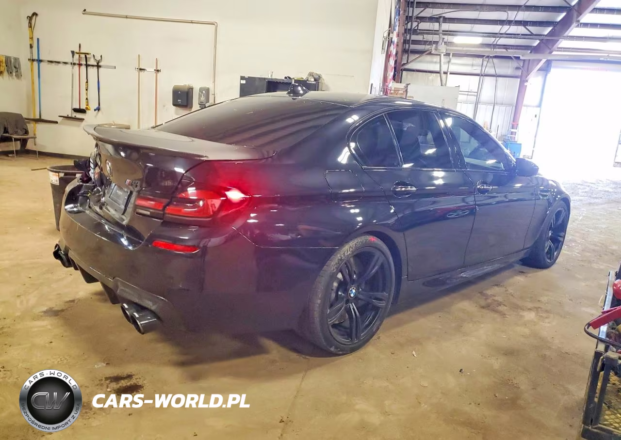 2013 BMW M5 VIN:WBSFV9C50DD096291 - 3