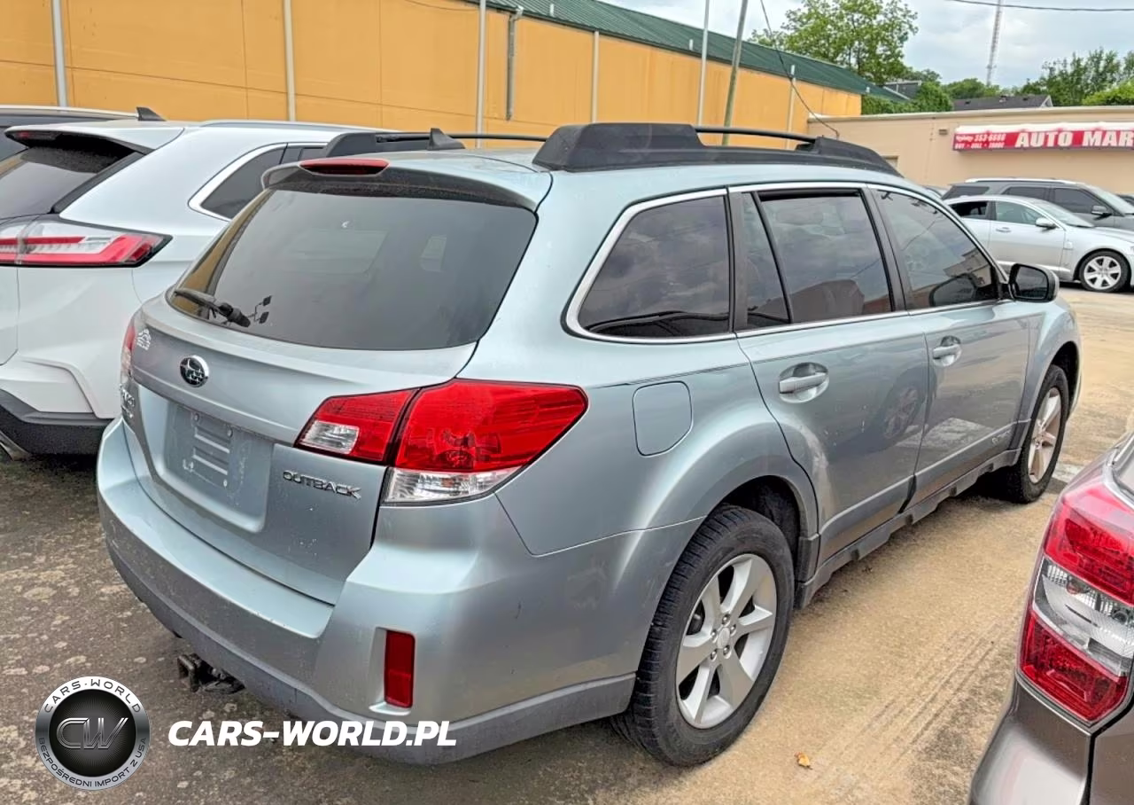 2014 Subaru Outback 2.5I Premium VIN:4S4BRCCC5E3201769 - 4