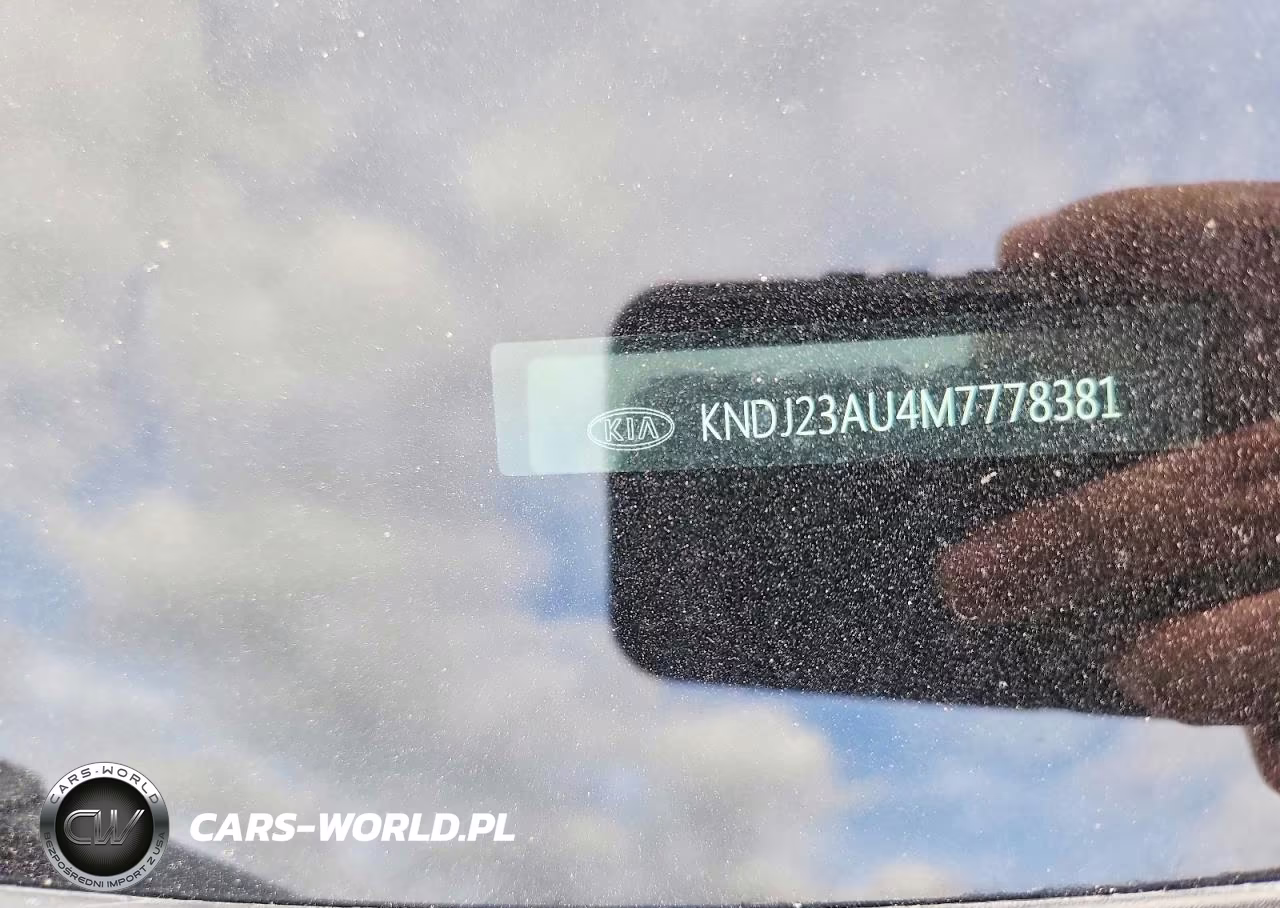 2021 Kia Soul S VIN:KNDJ23AU4M7778381 - 13