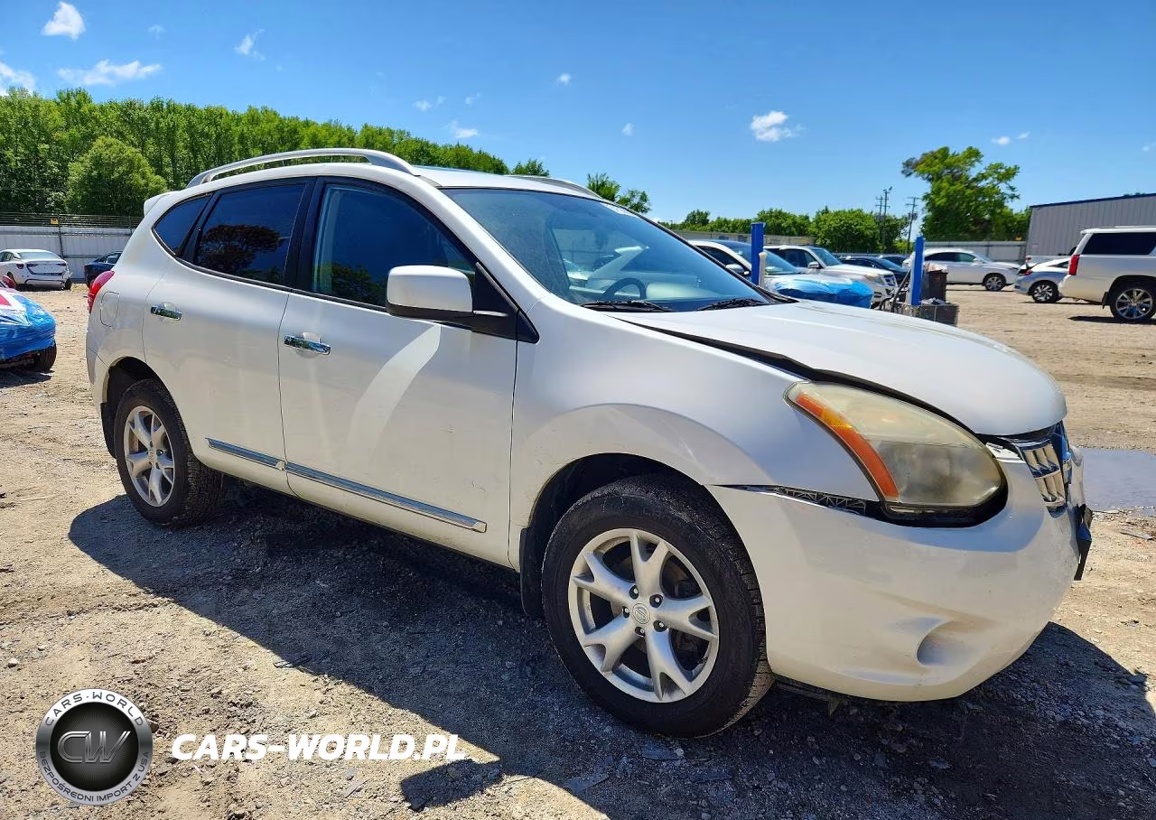 2011 Nissan Rogue S VIN:JN8AS5MV6BW305038 - 4