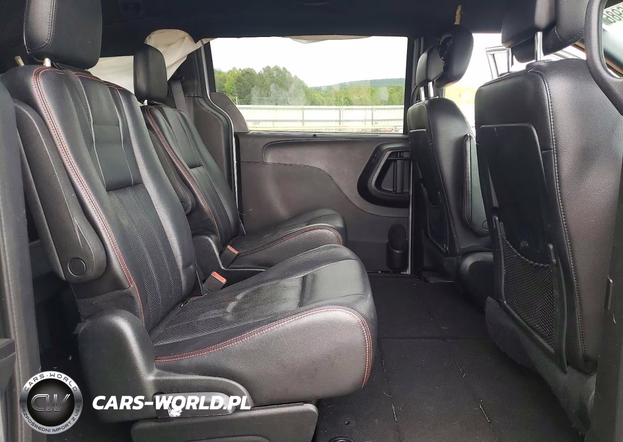 2018 Dodge Grand Caravan Gt VIN:2C4RDGEG1JR282179 - 11