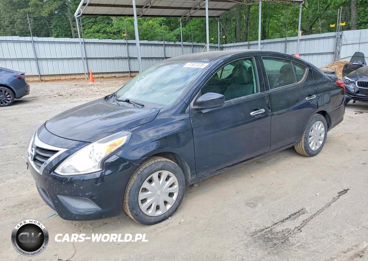 2019 Nissan Versa Sv