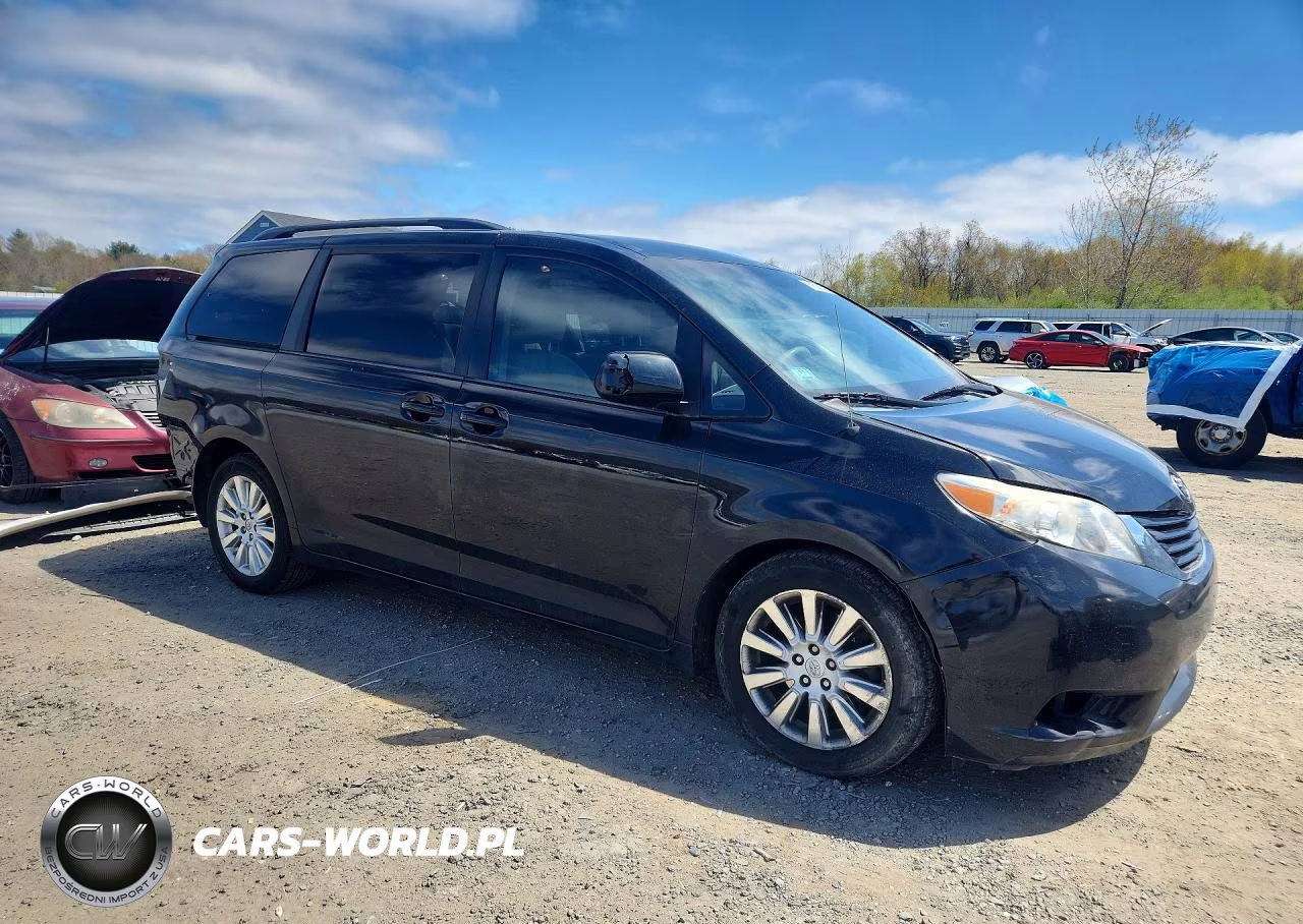 2013 Toyota Sienna Le VIN:5TDJK3DC0DS063073 - 4