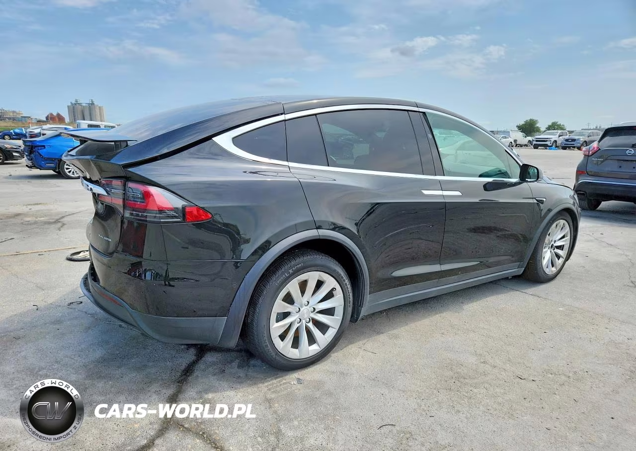 2020 Tesla Model X VIN:5YJXCAE23LF232264 - 3